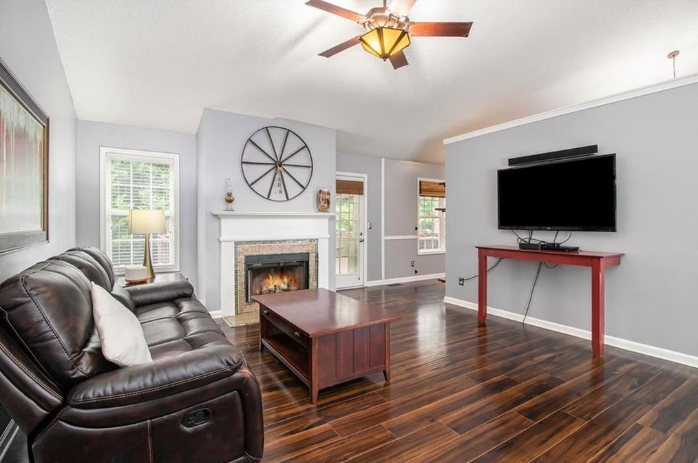 64 Oak Vale Ln, Dallas, GA 30132-1050