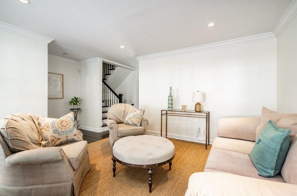 1122 Moorestown Cir, Decatur GA  30033-2725 exterior