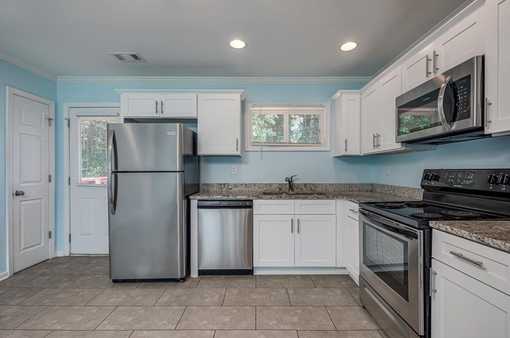 3266 Glenco Dr, Decatur GA  30032-7046 exterior