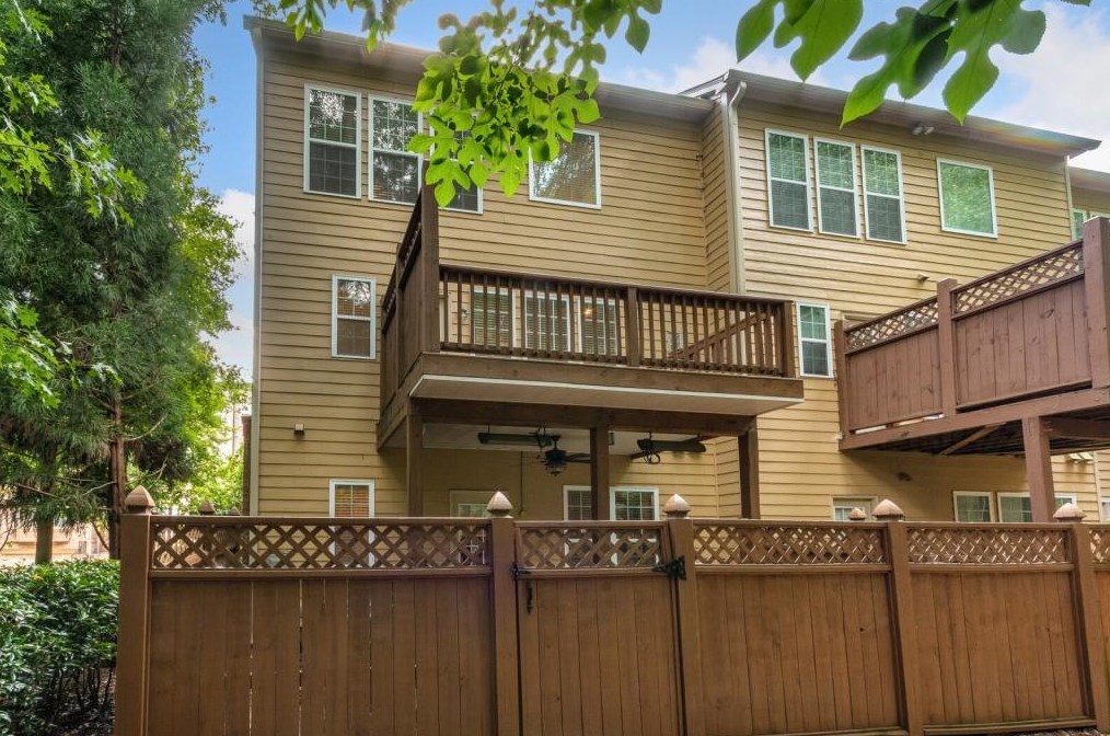 1936 Ridgemont Ln, Decatur GA  30033-4076 exterior