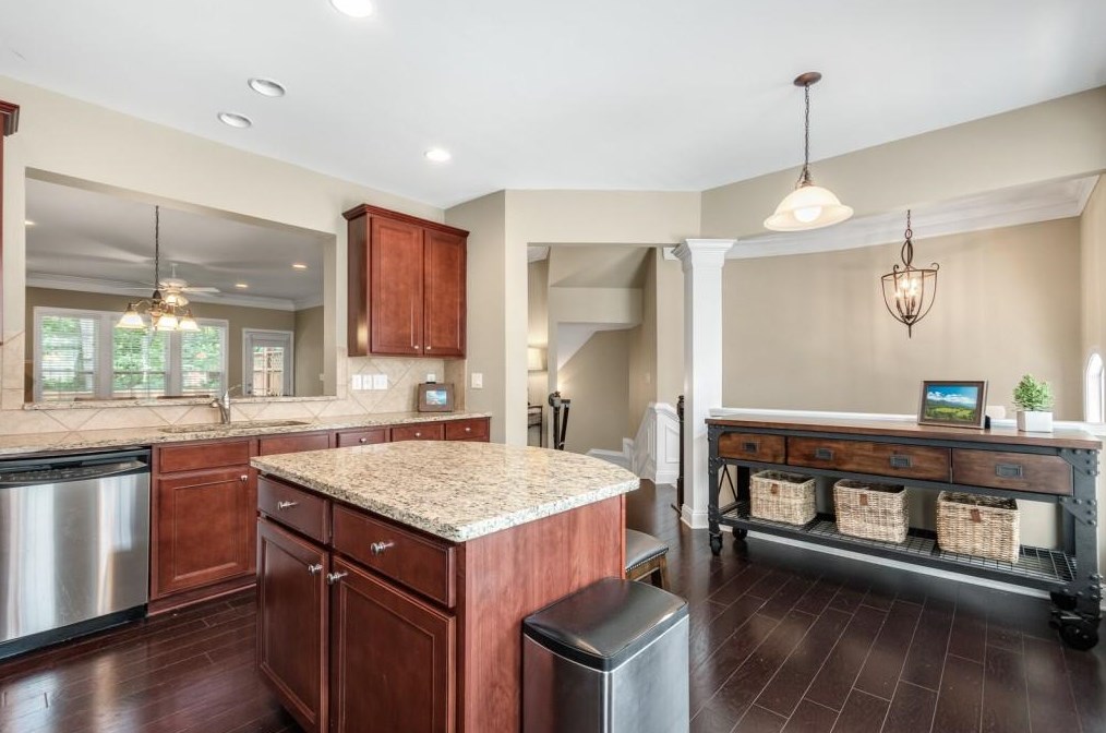 1936 Ridgemont Ln, Decatur GA  30033-4076 exterior