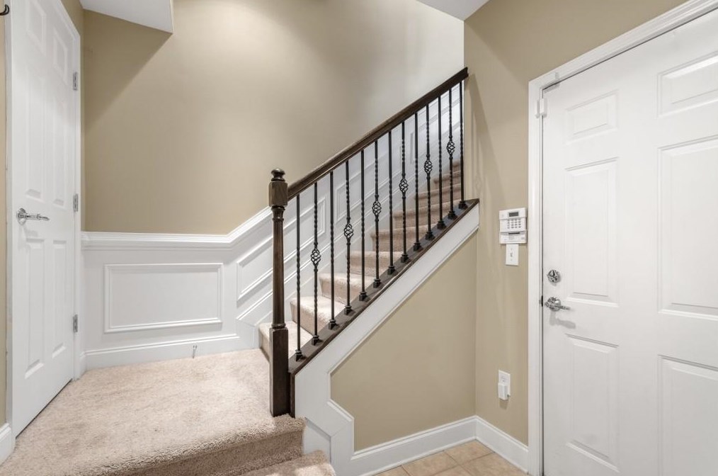 1936 Ridgemont Ln, Decatur GA  30033-4076 exterior