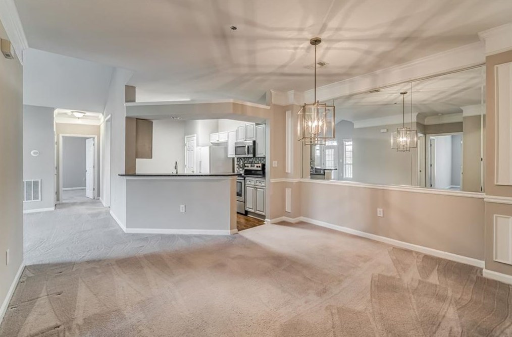 534 Sandringham Dr, Alpharetta, GA 30004-4969