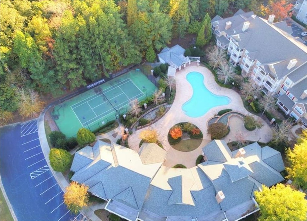 534 Sandringham Dr, Alpharetta GA 30004-4972 exterior