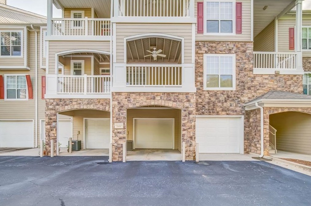 534 Sandringham Dr, Alpharetta GA 30004-4972 exterior