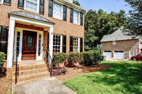5675 Stewart Woods Dr, Douglasville, GA 30135-2585
