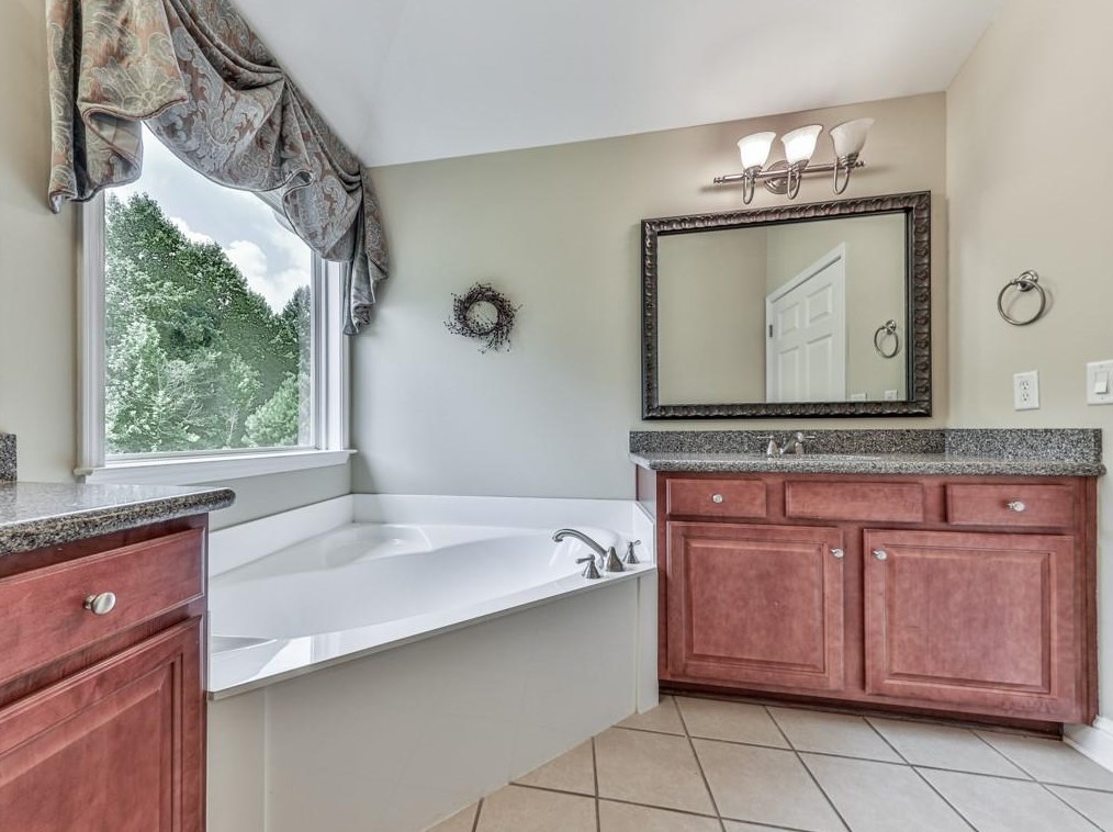 16 Nettlebrook Cv, Dallas GA  30132-9790 exterior