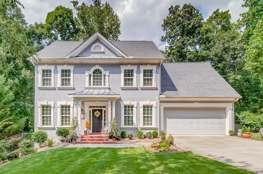 4717 Plantation Dr, Flowery Branch, GA 30542-4619