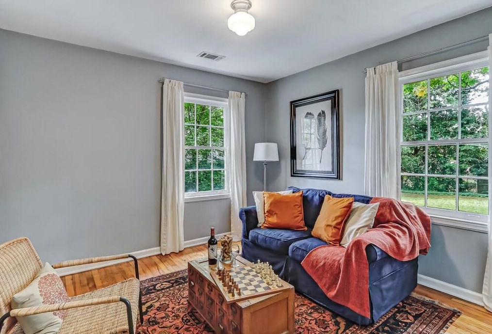 473 Bridlewood Cir, Decatur GA  30030-1619 exterior