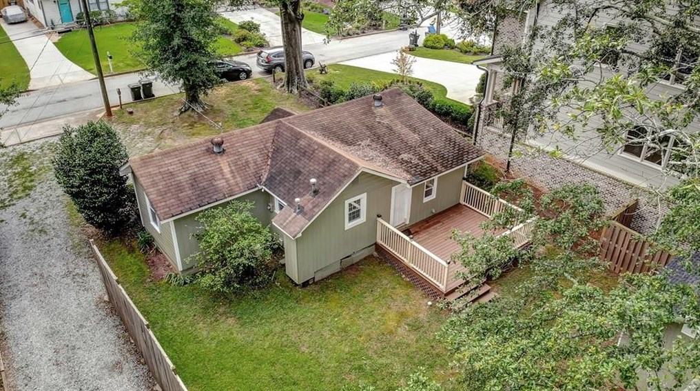 4230 Weaver St, Smyrna GA  30080-6422 exterior