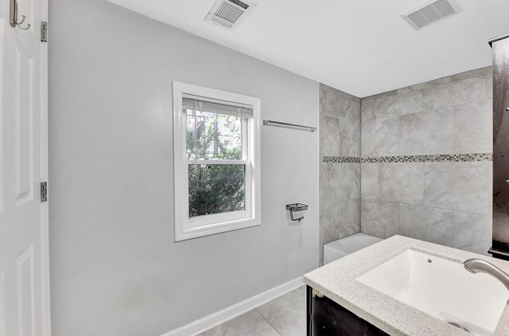 4230 Weaver St, Smyrna GA  30080-6422 exterior