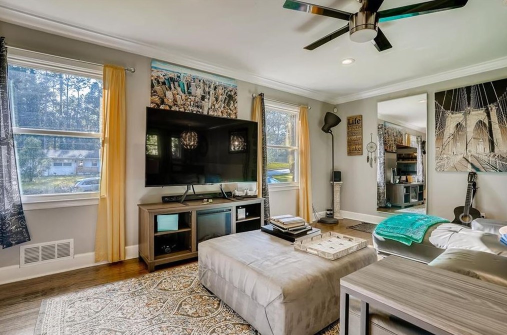 2144 Rosewood Rd, Decatur GA  30032-7173 exterior