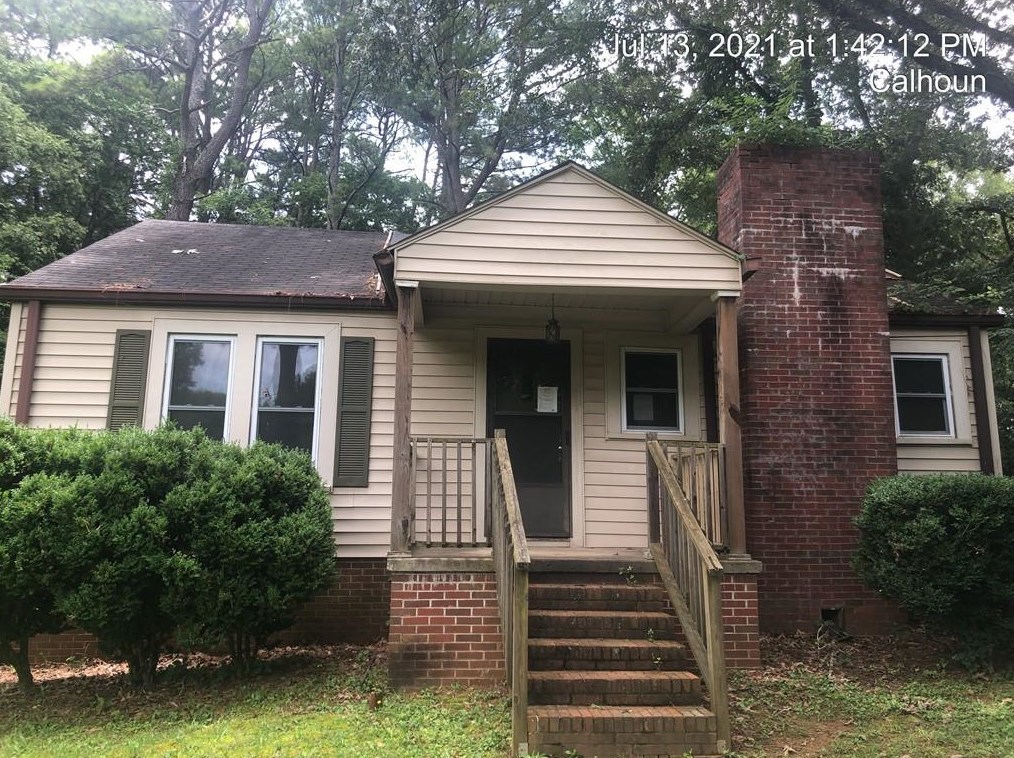 110 Alton Dr, Calhoun, GA 30701