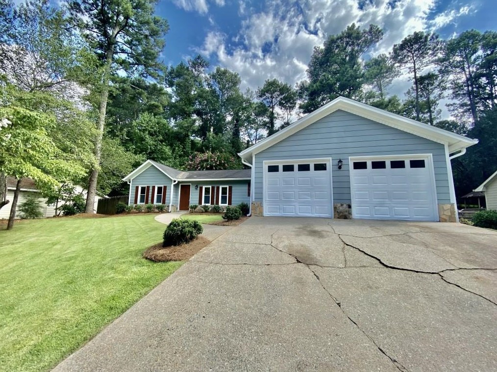 2362 Autumn Leaf Ct, Lawrenceville, GA 30044-5354