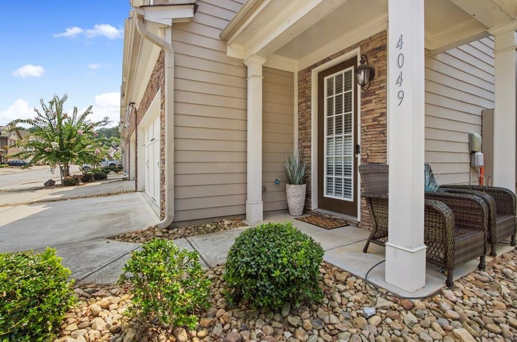4049 Princeton Lakes Pass, Atlanta, GA 30331