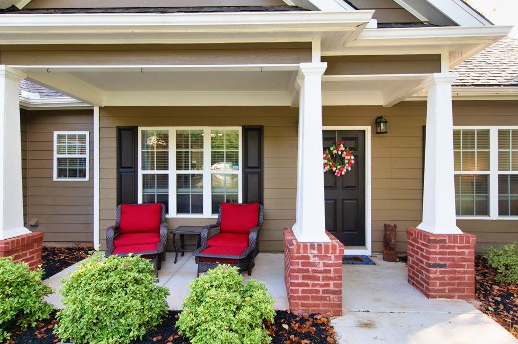 81 Thrasher Ln, Jefferson, GA 30549