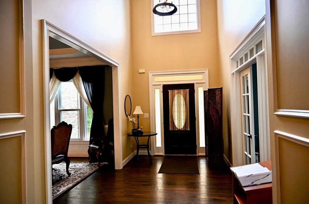 160 Trowbridge Rd, Atlanta, GA 30350-6884