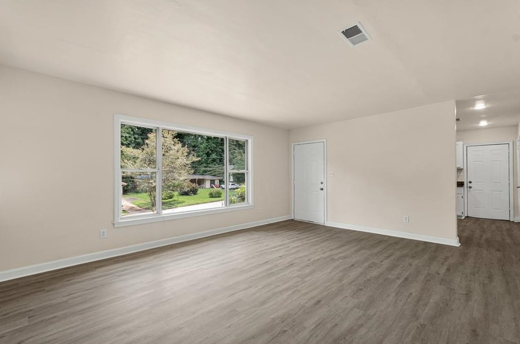 1895 Cindy Dr, Decatur GA  30032-5122 exterior