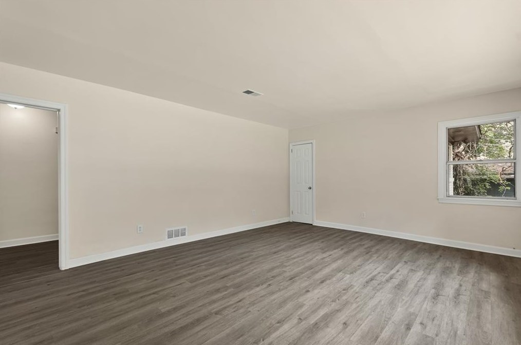 1895 Cindy Dr, Decatur GA  30032-5122 exterior