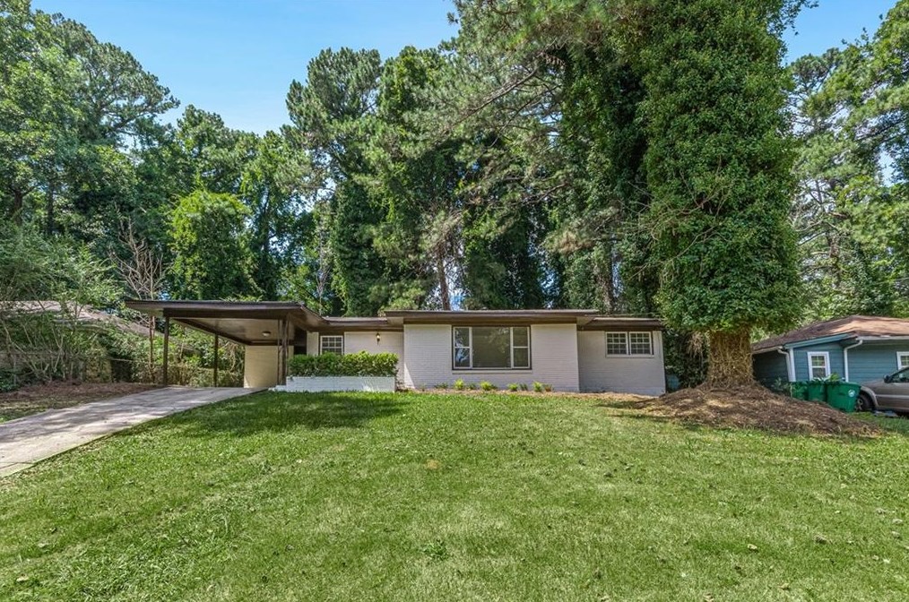 1895 Cindy Dr, Decatur, GA 30032-5122