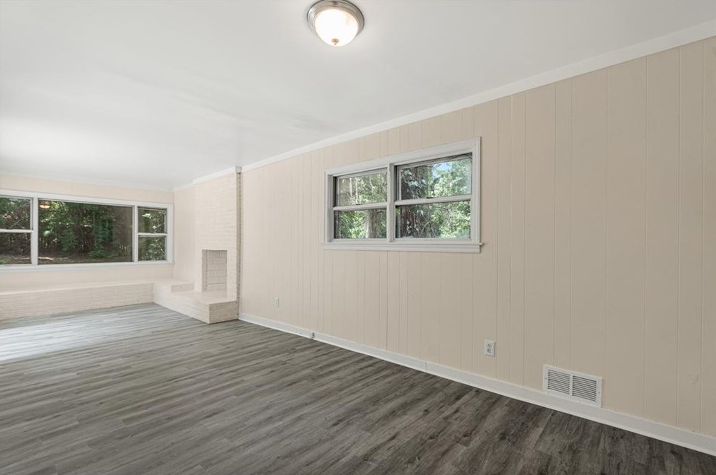 1895 Cindy Dr, Decatur GA  30032-5122 exterior