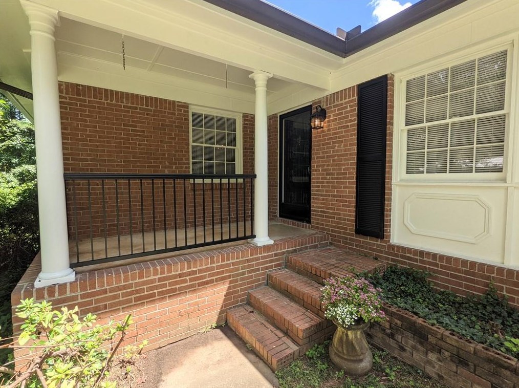 2120 Argyle Dr, Smyrna, GA 30080-3871