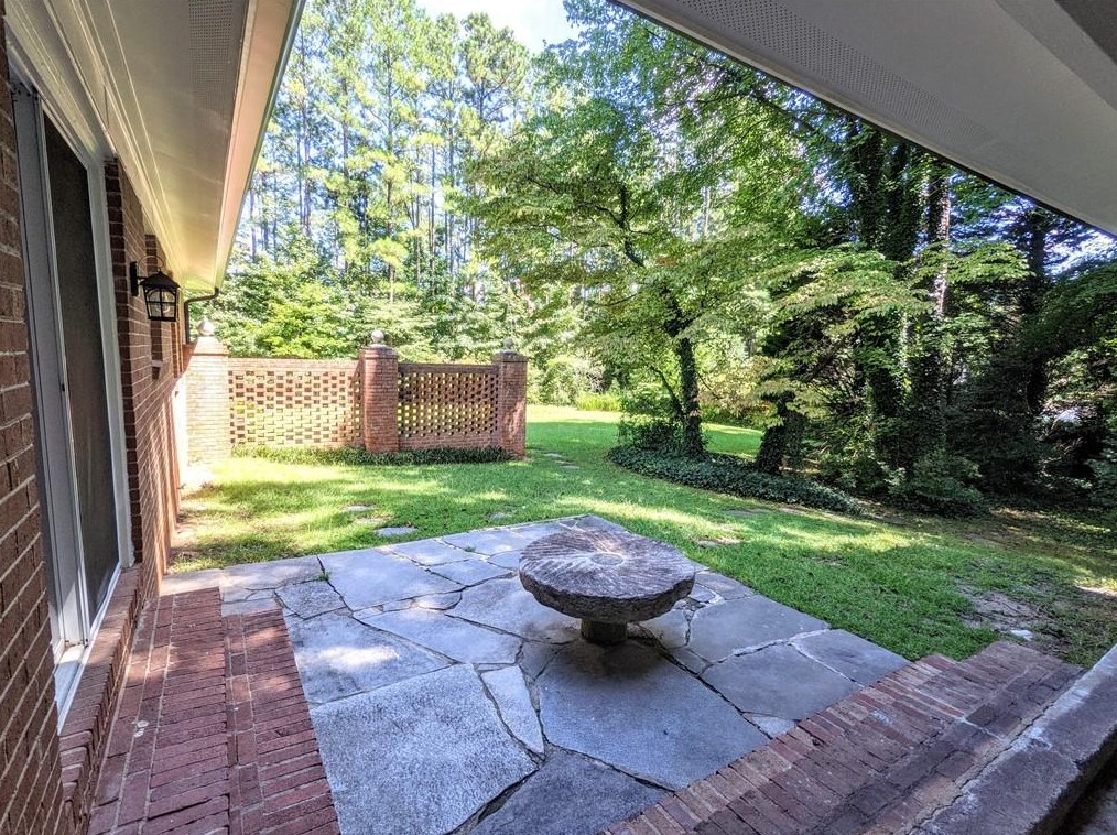 2120 Argyle Dr, Smyrna GA  30080-3871 exterior