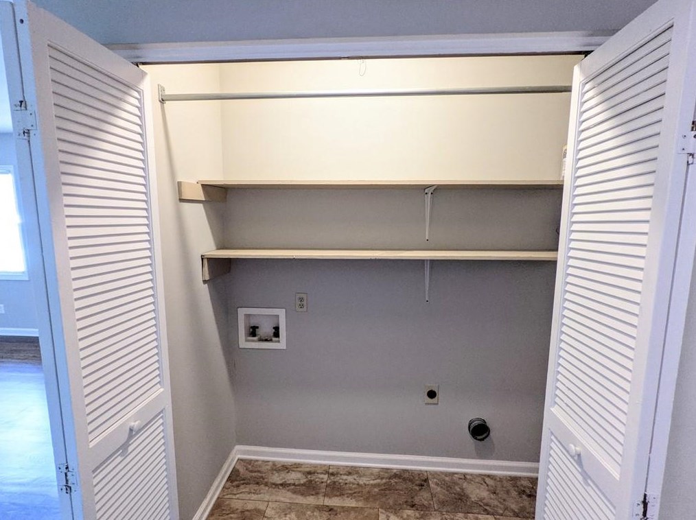 2120 Argyle Dr, Smyrna GA  30080-3871 exterior