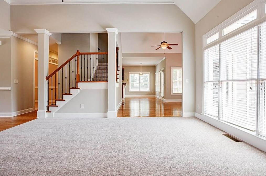 79 Cole Pt, Hoschton, GA 30548-4342