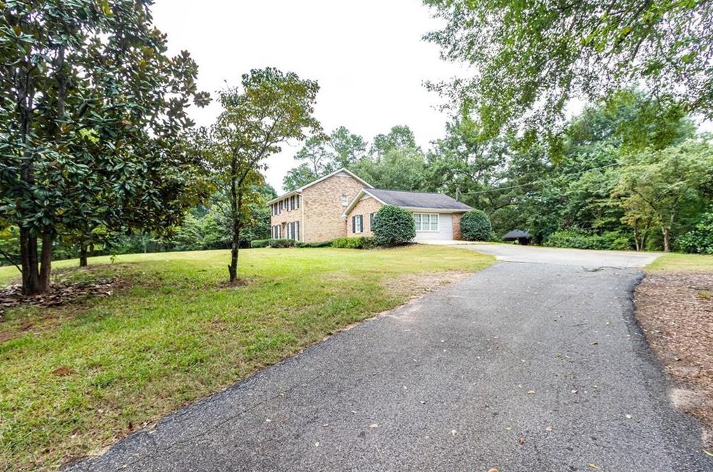 1600 Gober Rd, Bishop, GA 30621