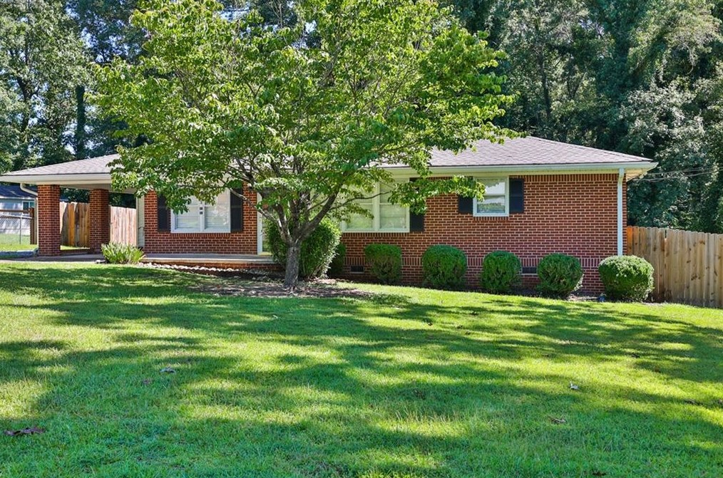 1053 Mealor Rd, Lawrenceville GA  30043-4635 exterior