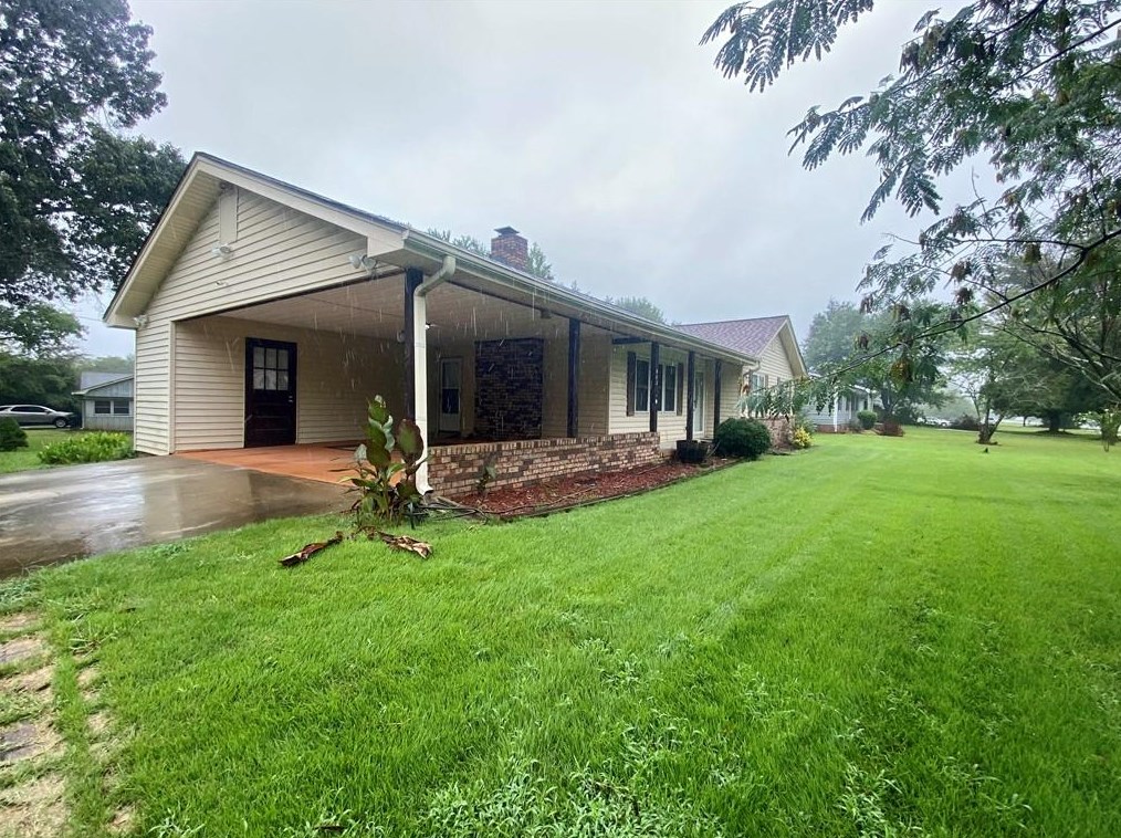 885 Smyrna Rd Sw, Conyers, GA 30094