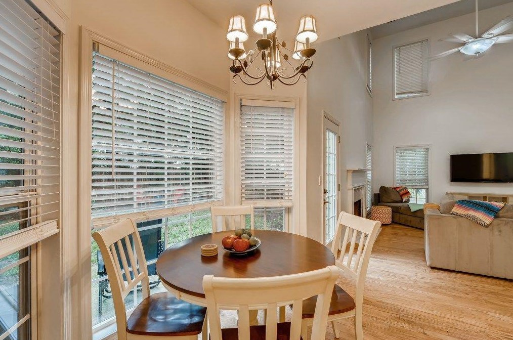 3000 Rosebrook Dr, Decatur GA  30033-3810 exterior