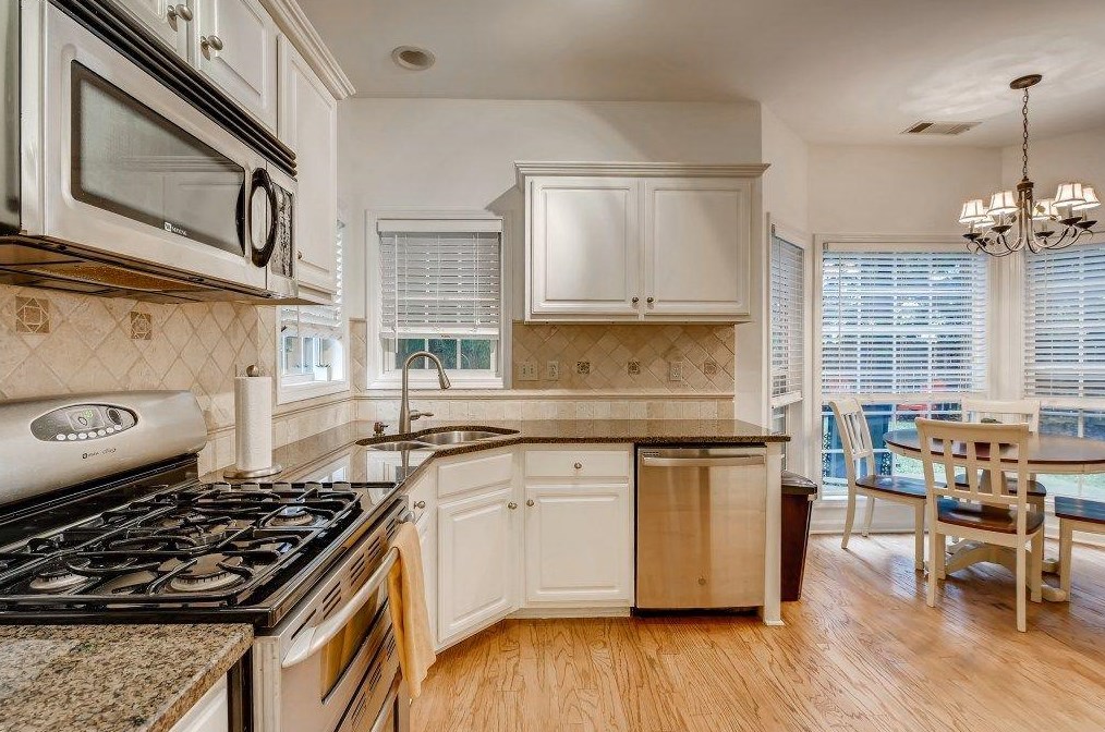 3000 Rosebrook Dr, Decatur GA  30033-3810 exterior