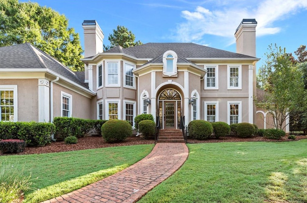 215 Berkshire Ln, Alpharetta GA  30004-3735 exterior