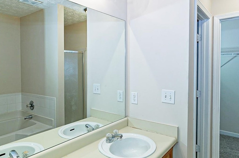 3753 Harvest Dr, Decatur GA  30034-5569 exterior