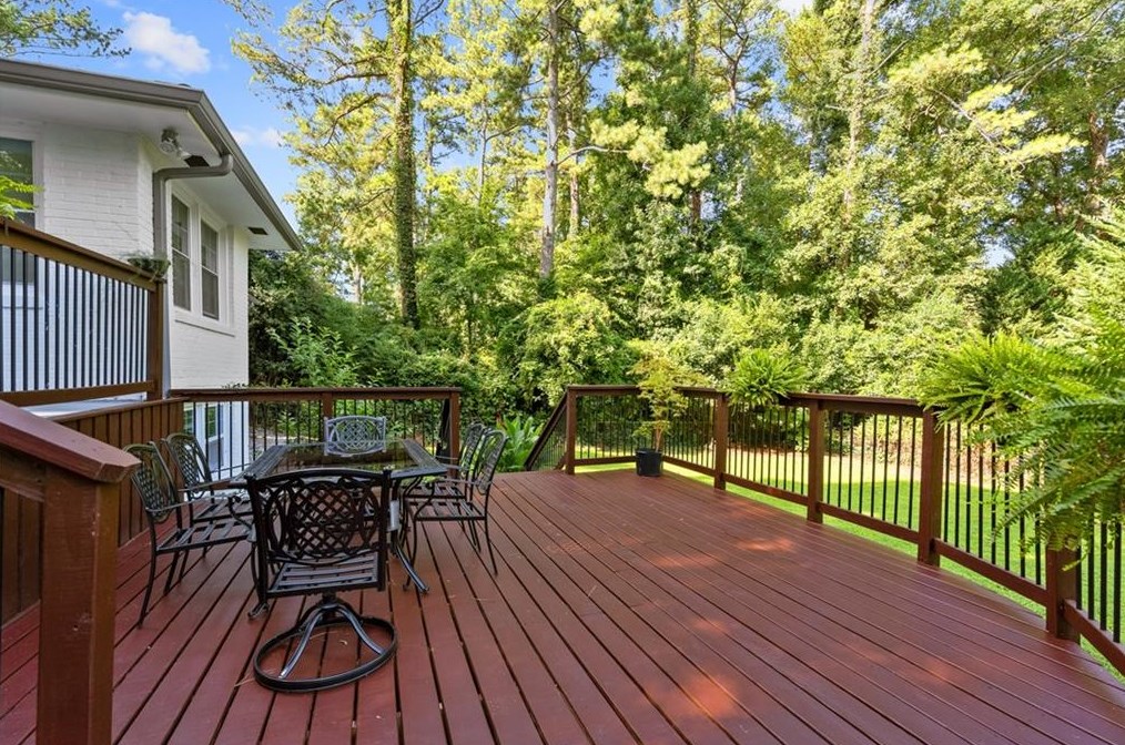 2069 Wilandrew Dr, Decatur GA  30033-0019 exterior