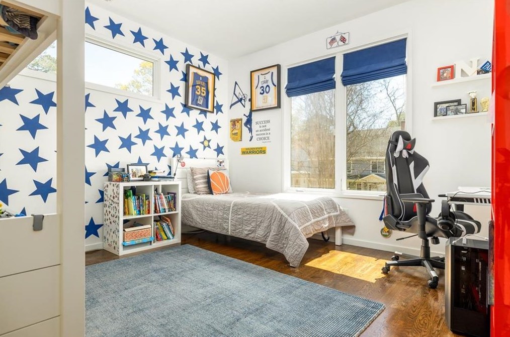 538 Lake Dr, Decatur GA  30030-3532 exterior