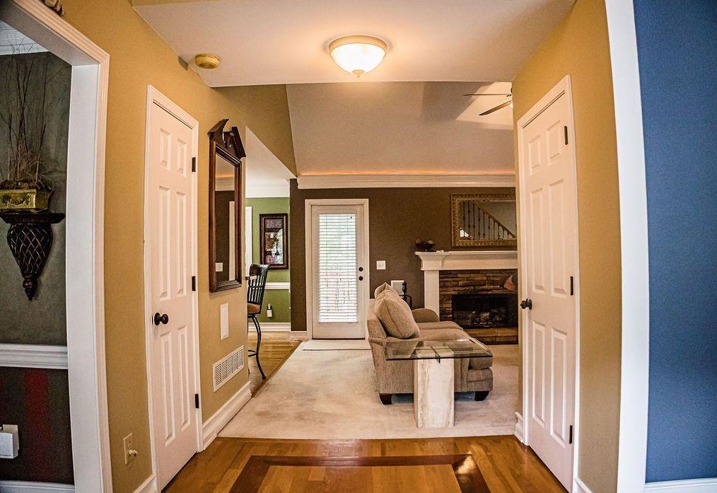 133 Clubhouse Dr, Kennesaw, GA 30144-5025