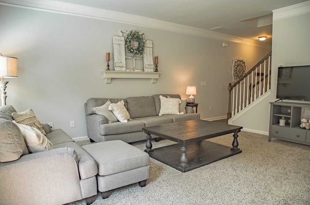 261 Valley Xing, Holly Springs, GA 30114