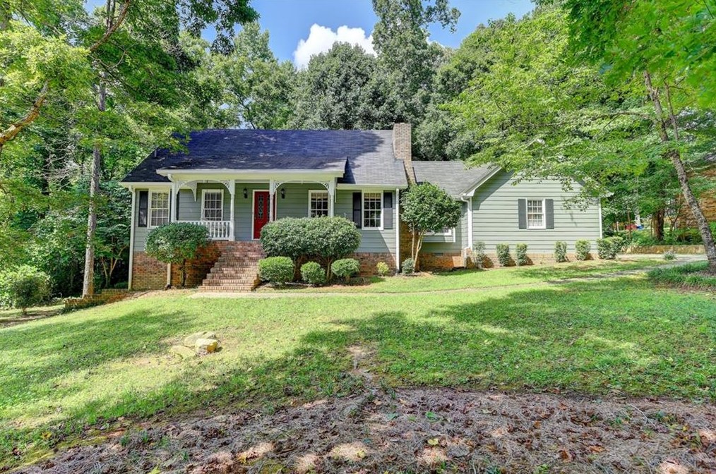 687 Nottingham Dr, Lawrenceville, GA 30046-5604