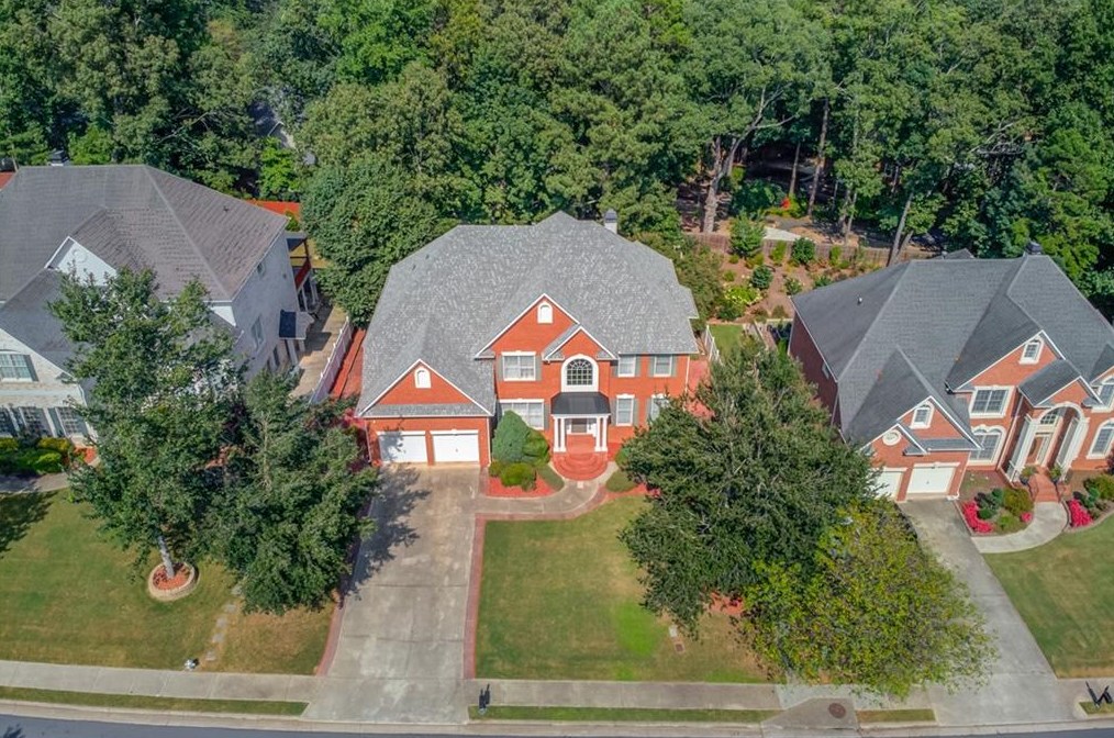 2255 Summit Oaks Ct, Lawrenceville, GA 30043-8136