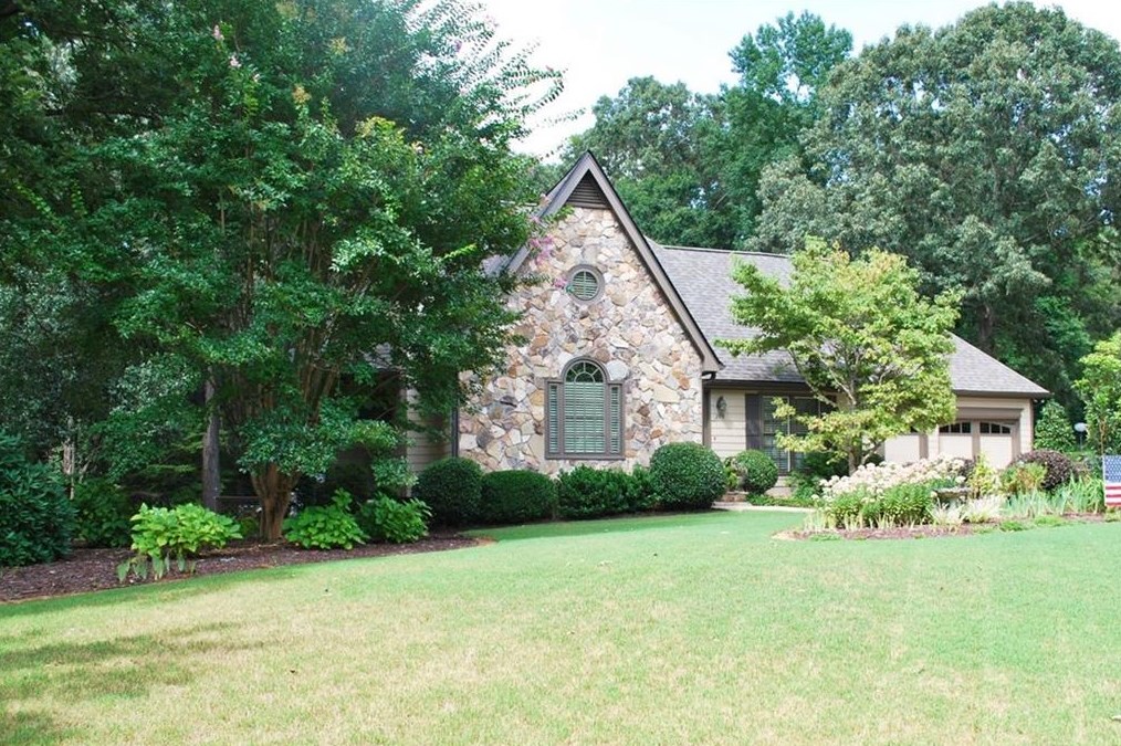 390 Hambridge Ct, Lawrenceville, GA 30043-4375