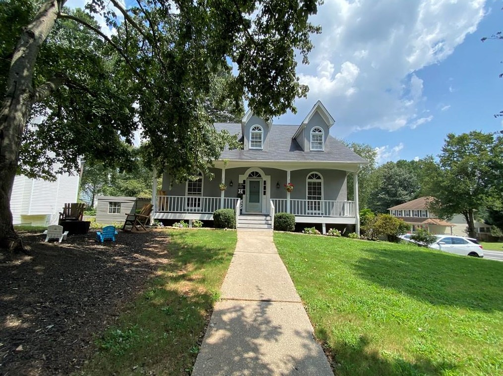 1201 Springmont Ct, Lawrenceville GA  30043-5419 exterior