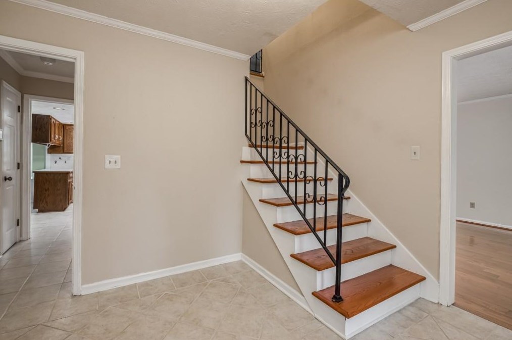 3455 Waddeston Way, Atlanta GA  30319-2544 exterior