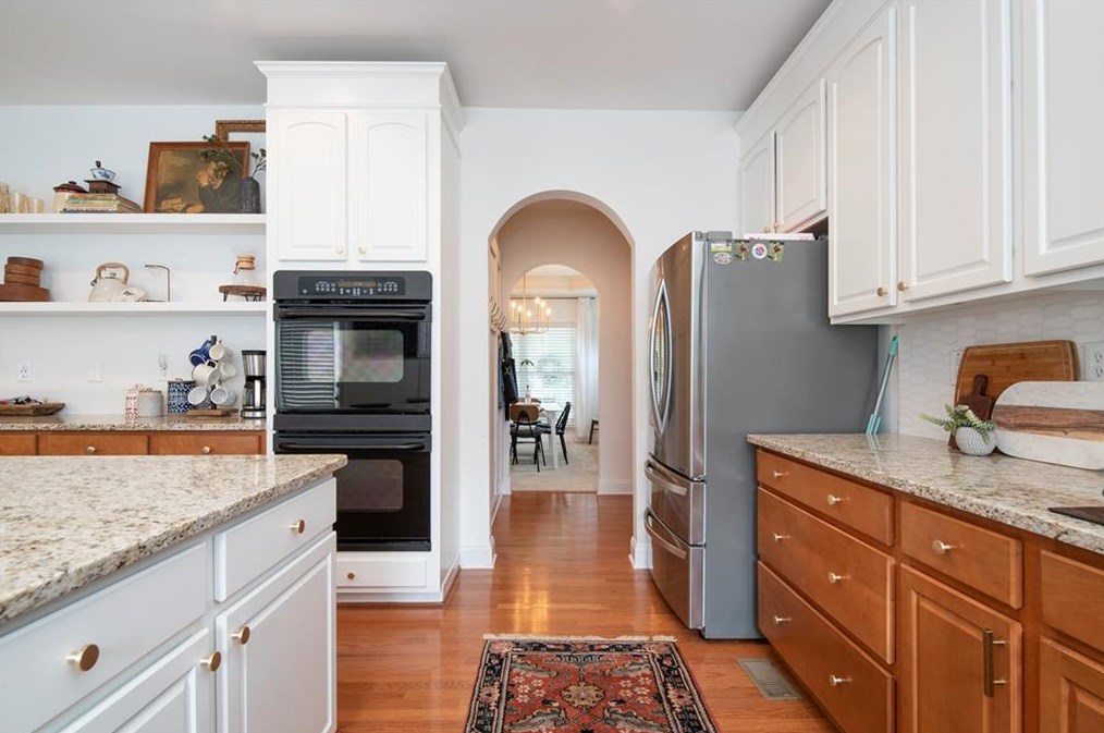 7918 Brass Lantern Dr, Flowery Branch GA  30542-7578 exterior