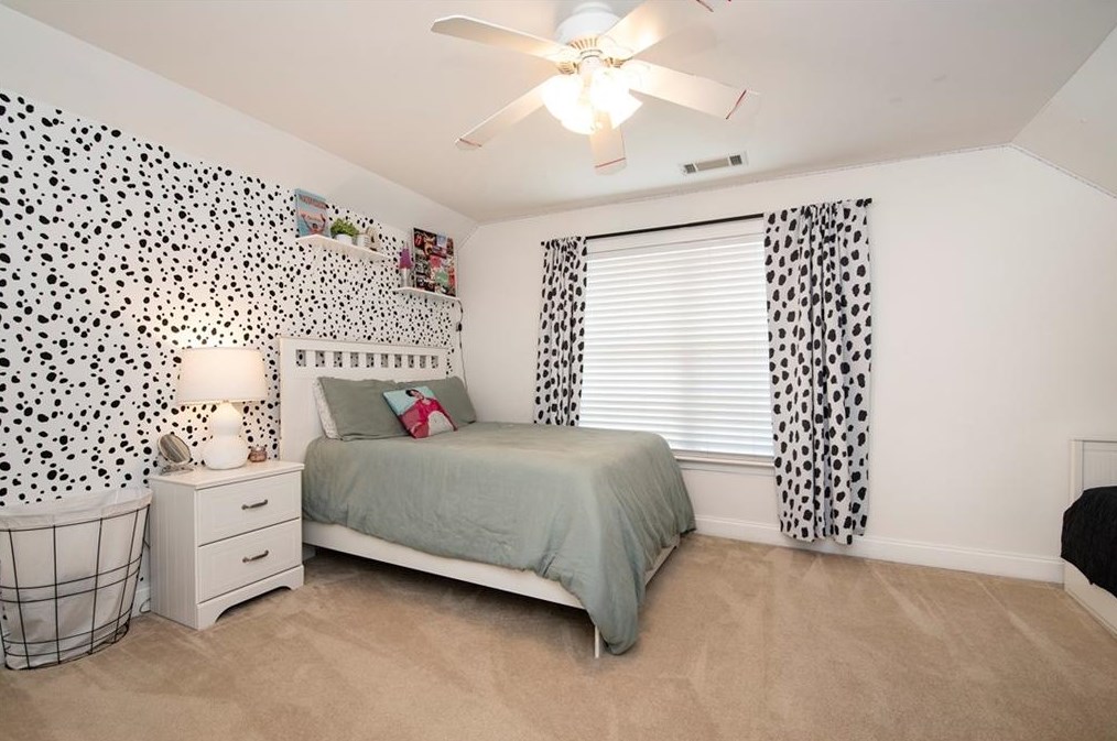 7918 Brass Lantern Dr, Flowery Branch GA  30542-7578 exterior