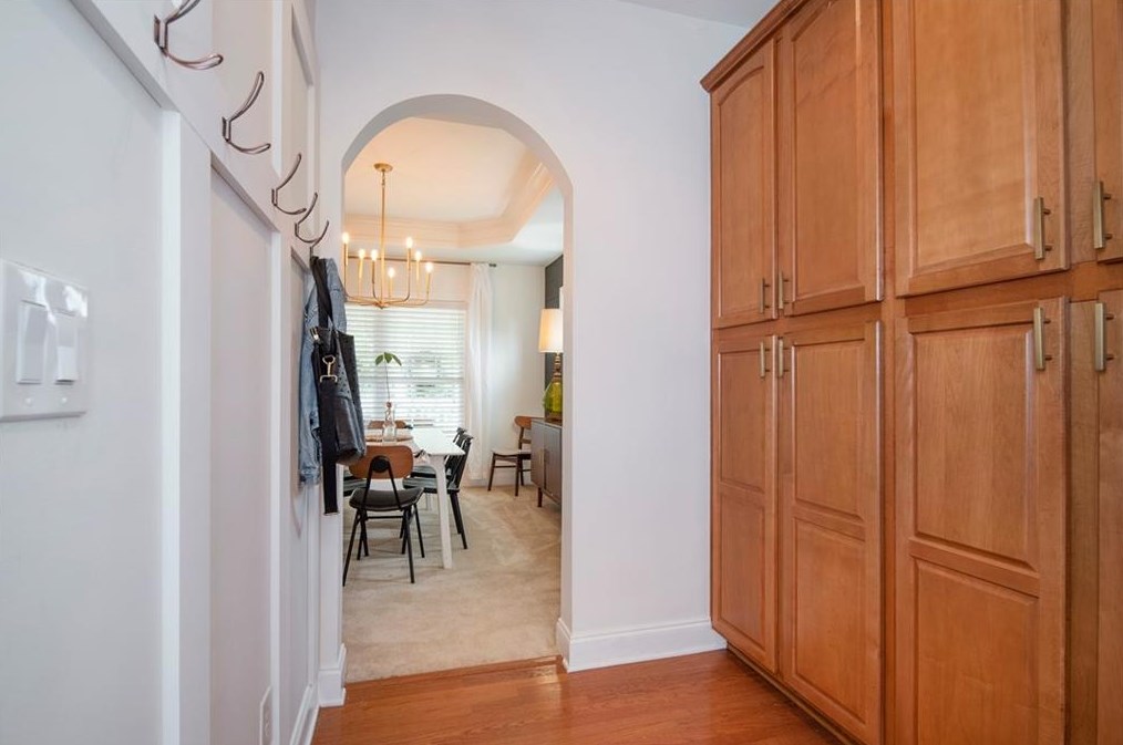 7918 Brass Lantern Dr, Flowery Branch GA  30542-7578 exterior