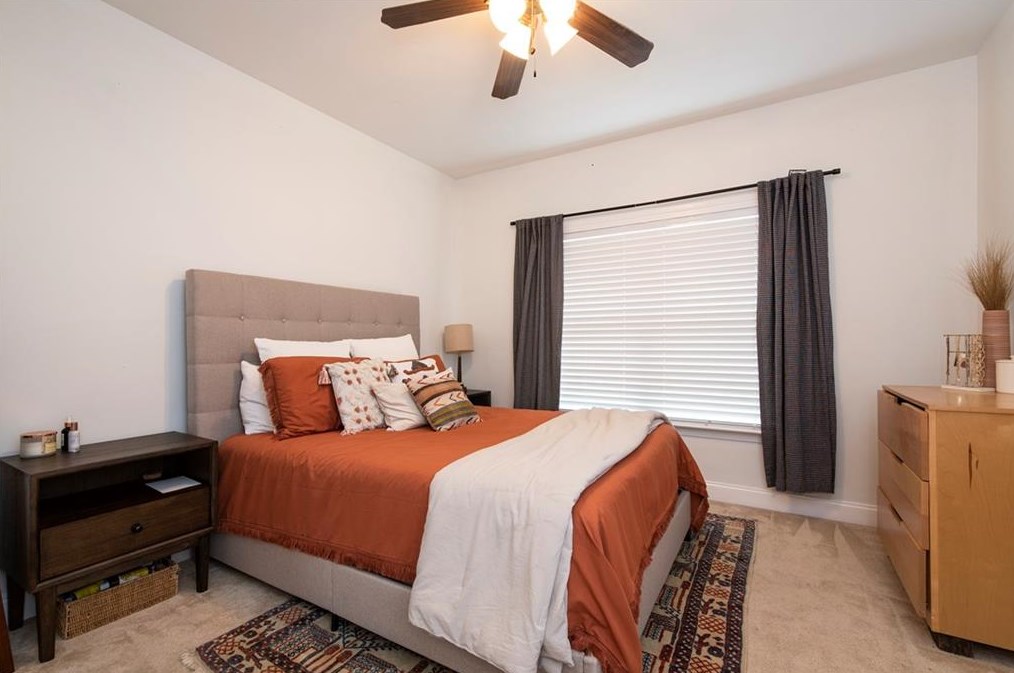 7918 Brass Lantern Dr, Flowery Branch GA  30542-7578 exterior
