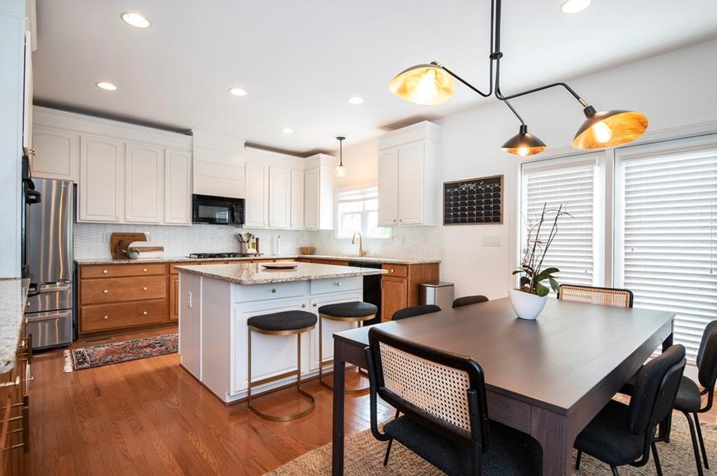 7918 Brass Lantern Dr, Flowery Branch GA  30542-7578 exterior